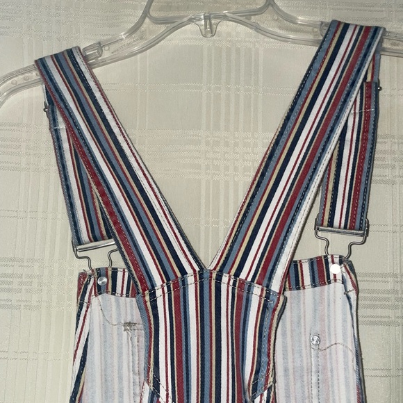 Striped Short Overalls - Picture 4 of 5